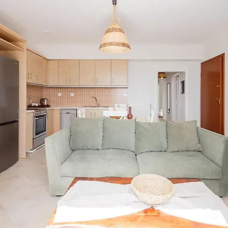 شقة Three Graces Filikon