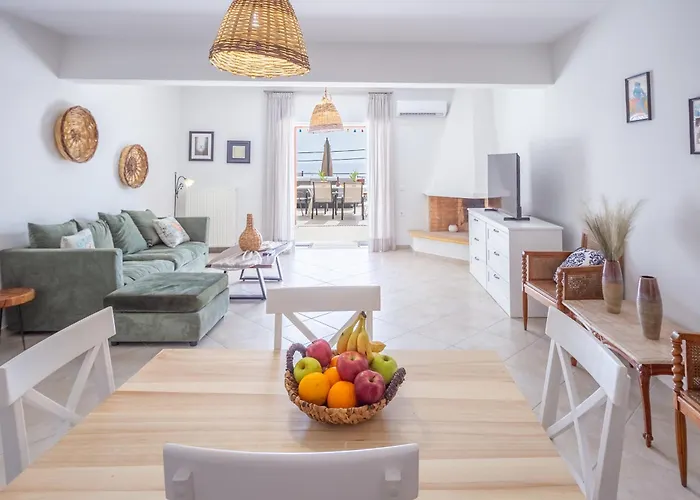 Three Graces Filikon شقة *